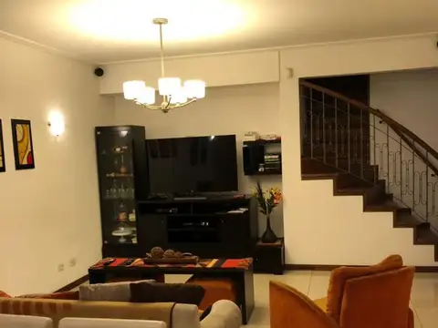 Casa en Venta de 5 dormitorios