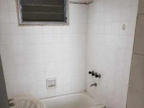 Departamento 5 ambientes con 2 baños
