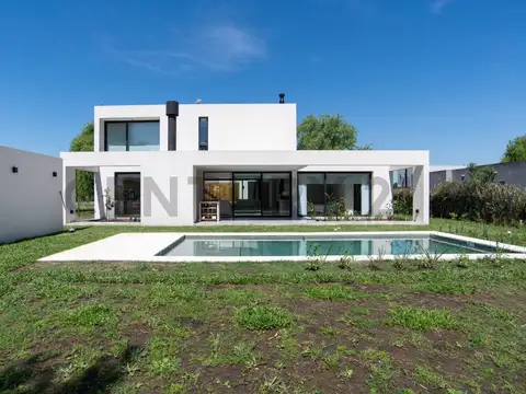 Barrio privado La Candida 100, Piso 0