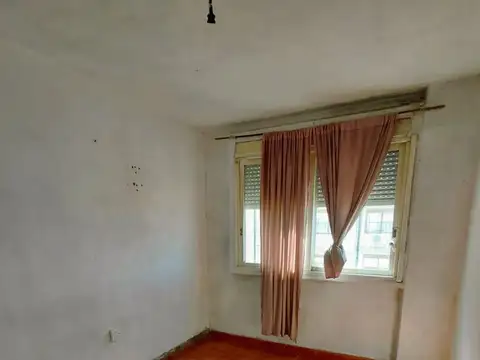 Departamento 4 ambientes con 1 baño