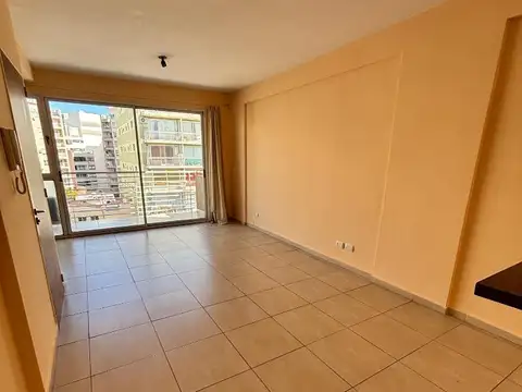 Avenida San Martín 4900, Piso 6°