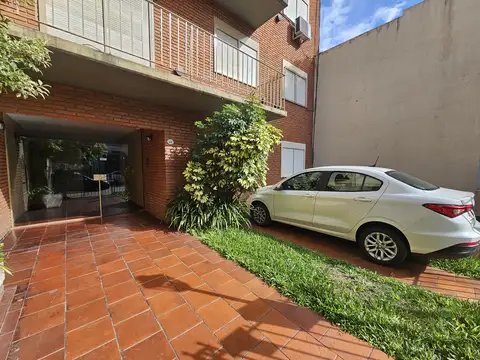 Alte F Segui 500, Piso 2