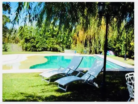 Casa en Venta con 1 cochera