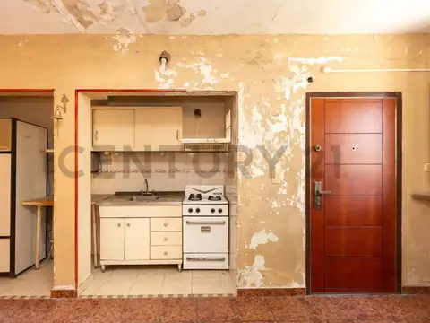 Venta Permuta Casa 2 Ambientes a Reciclar - Lourdes