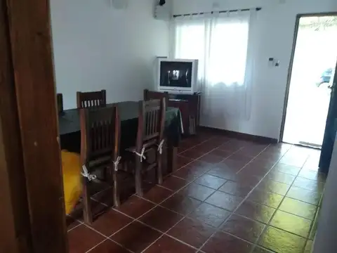 Depto Tipo Casa en Venta 8 años