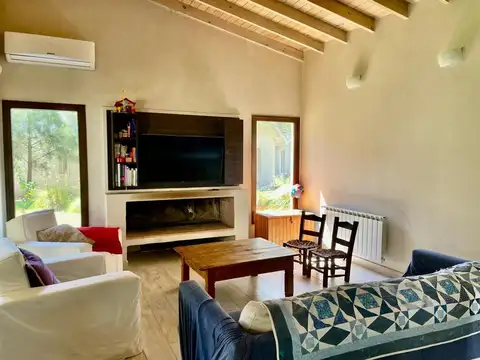 CASA EN COSTA ESMERALDA