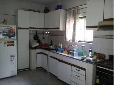 Casa en venta 5 ambientes en San Fernando Lote de 10 x 33.