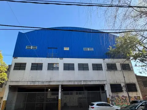 GALPON ZONA INDUSTRIAL DOMINANTE EN UBICACION ESTRATEGICA. A POCOS METROS GRAL PAZ. .