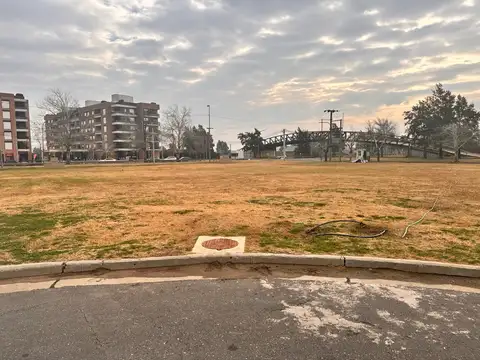 Manzanas Abiertas - Pasos del Jockey en Av. Bernheim y Suindá al 500