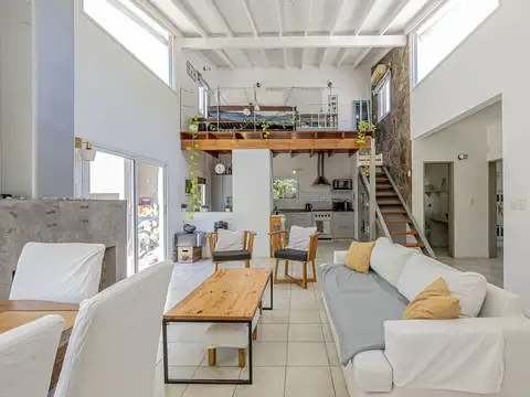 Casa en Venta al Este