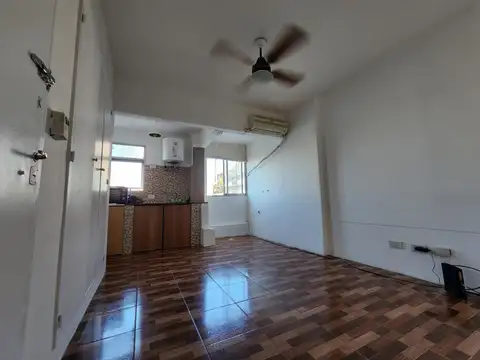 Departamento en Alquiler en Almagro, $ 600.000