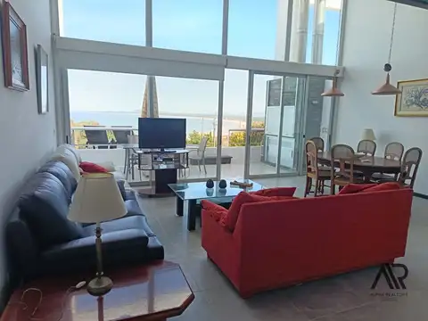 Apartamento en venta c/ cochera en P. Ballena