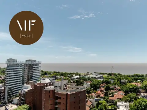 ESPECTACULAR TRIPLEX CON VISTA AL RIO, DESARROLLADO EN TRES PLANTAS CON COCHERA.