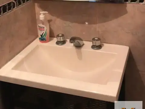 Casa 7 ambientes con 3 baños