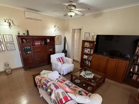 Casa en Venta en San Nicolas de los Arroyos, USD 178.000