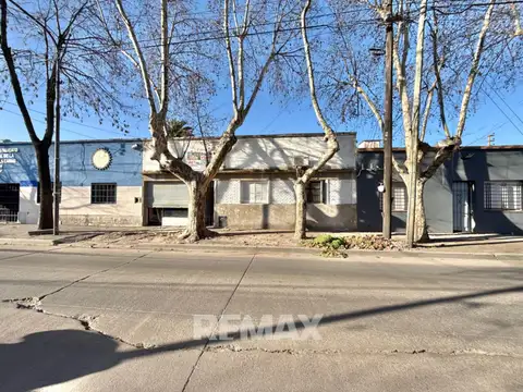 CASA EN VENTA - PILAR CENTRO A REFACCIONAR - 447m2