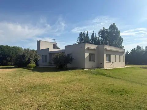 CASA VENTA BRANDSEN CAMPOS DE ROCA 3 DORMITORIOS