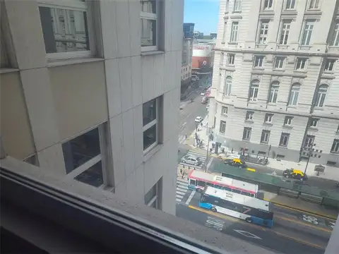 Av. Corrientes 222 Piso 6°, esquina L. N. Alem