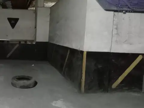 ALQUILER COCHERA CUBIERTA 12 MESES CENTRO