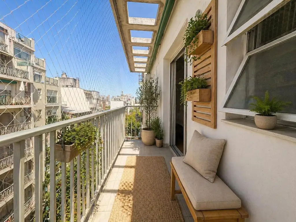 Oportunidad departamento venta 2 dorm + balcon al frente todo sol- Amplio living