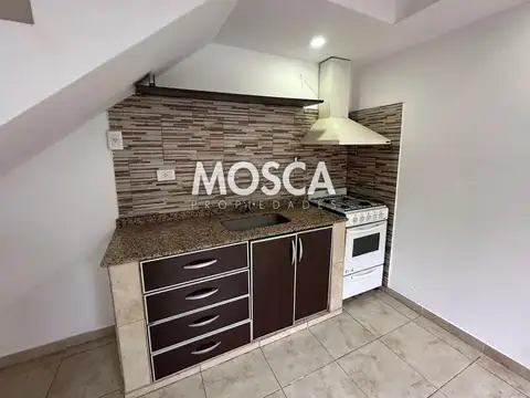Depto Tipo Casa en Alquiler al Este