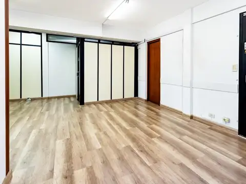 OFICINA - SEMIPISO - 4 AMB. LUZ *SUBTE.