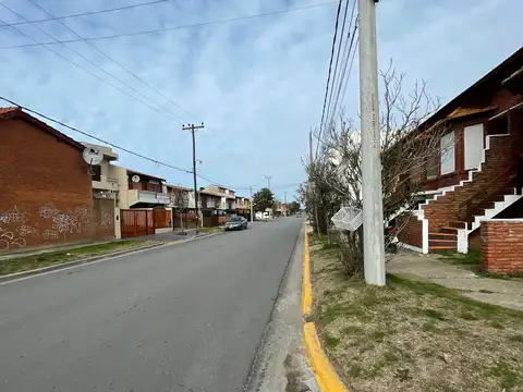 Depto Tipo Casa en Venta de 3 dormitorios