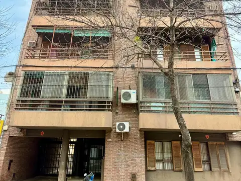 Dorrego  1973 piso 4 A