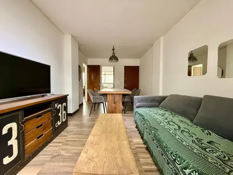 Departamento 2 Dormitorios Reciclado en Abasto 