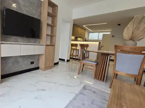 VENTA excelente depto 3 amb gran vista Plza Colon