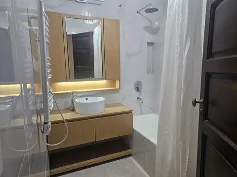 Depto Tipo Casa en Alquiler en Palermo Chico, USD 1.950