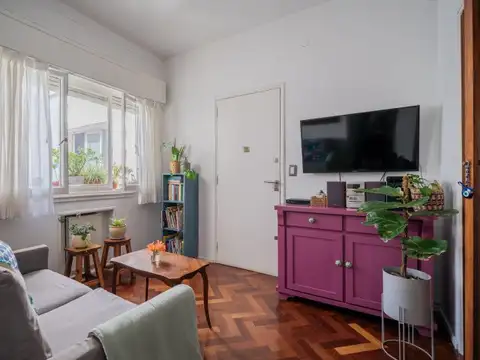 Humboldt 2400 , Piso 2