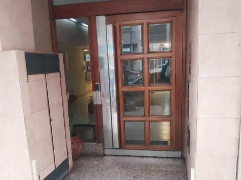 DEPARTAMENTO DE DOS AMBIENTES EN CONTRAFRENTE