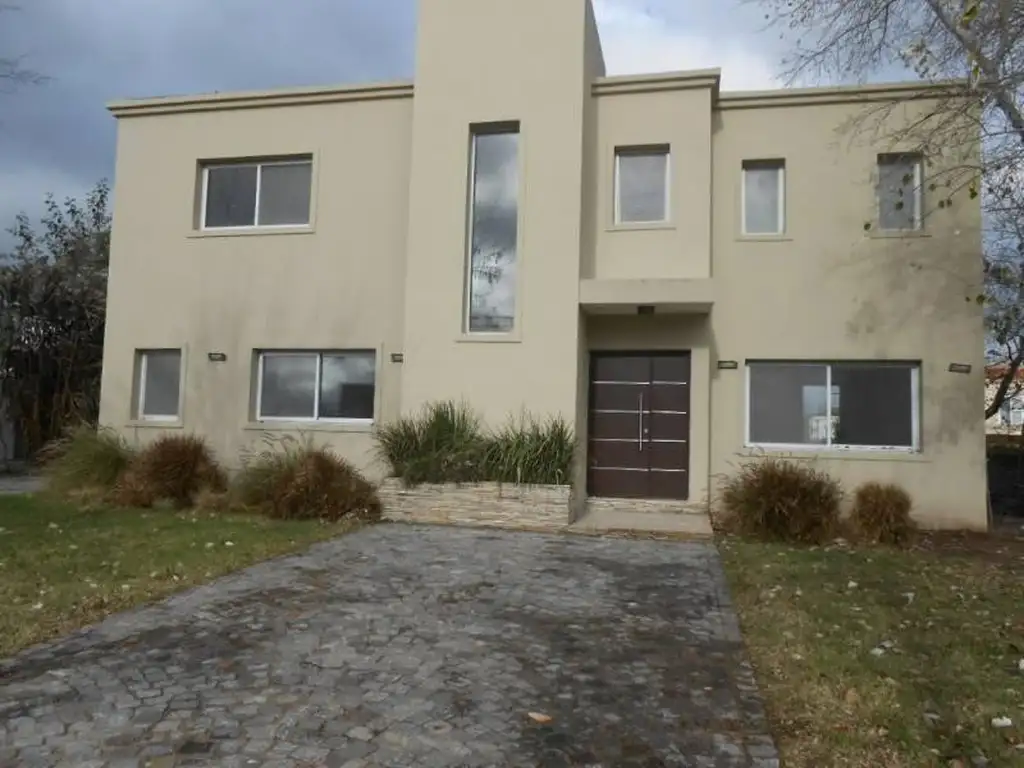 Casa en venta con renta en Haras Santa Maria - MAROTO PROPIEDADES