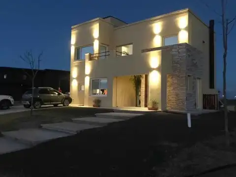 Casa  en Venta en Puertos, Escobar, G.B.A. Zona Norte