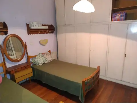 Departamento 7 ambientes con 3 baños