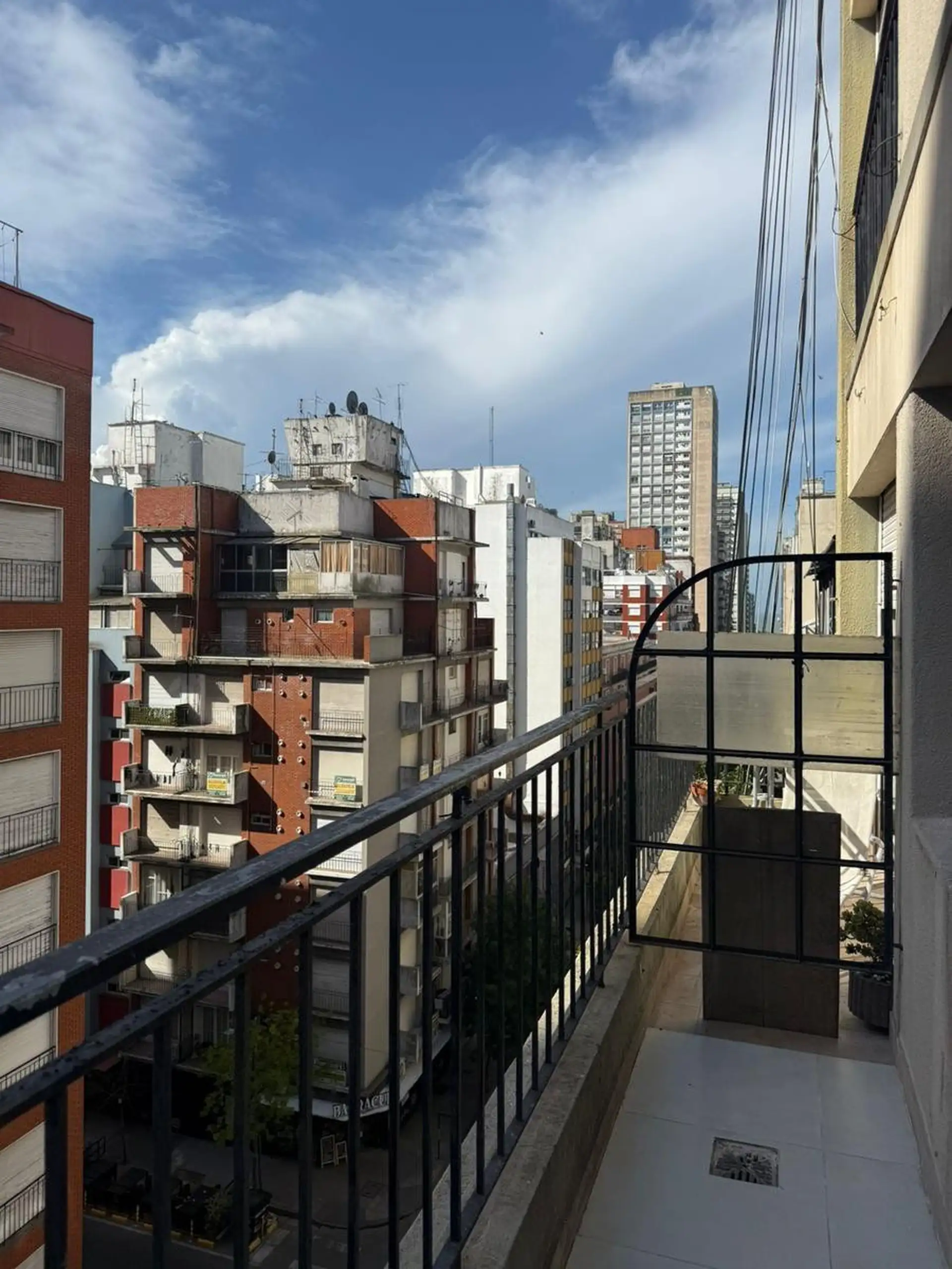 Venta departamento - 1 ambiente - A la calle - Centro - Mar del Plata