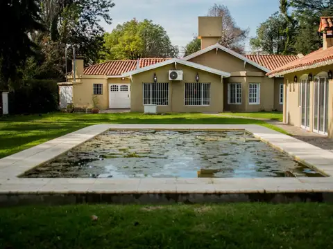 Casa en Venta en La Union, USD 320.000