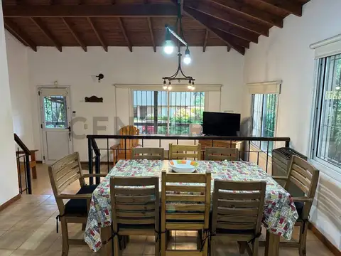 Casa en Venta con 1 cochera