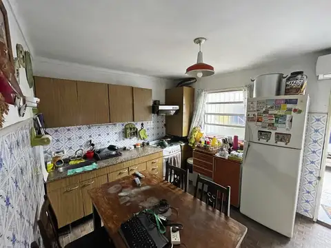 Scalabrini Ortiz al 1800