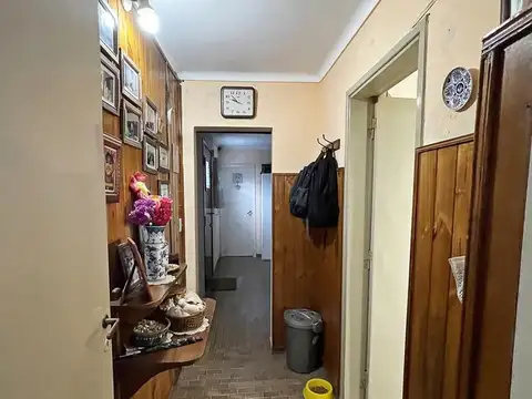 Depto Tipo Casa en Venta 50 años