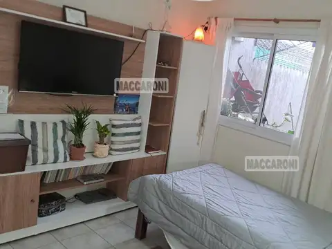 Depto Tipo Casa en Venta 8 años
