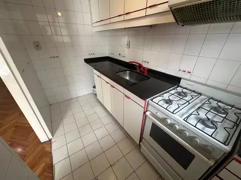 Marcelot t. de Alvear  al 800