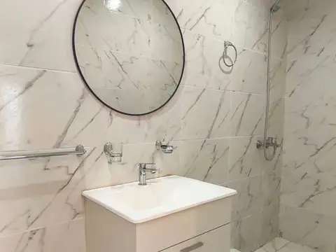 Depto Tipo Casa en Venta al Oeste