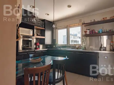 Departamento 5 ambientes con 2 baños