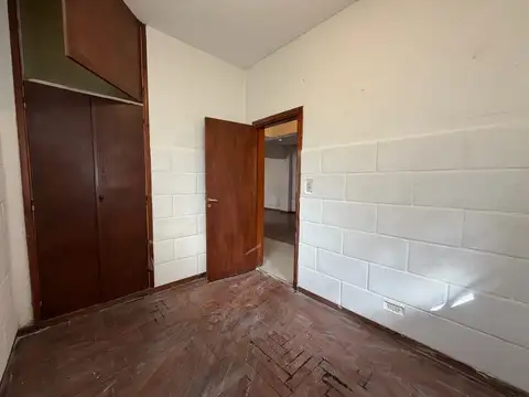Depto Tipo Casa en Venta 40 años