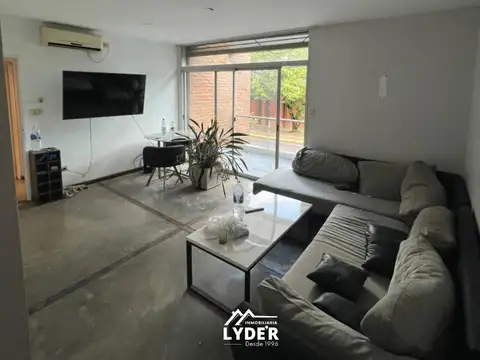 Departamento en alquiler sobre Avenida Sabin