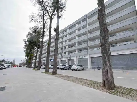 Departamento en Alquiler con 1 cocheras