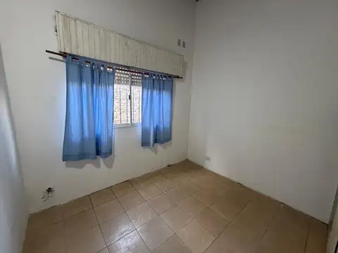 Depto Tipo Casa en Venta en Ituzaingó Sur, USD 81.000