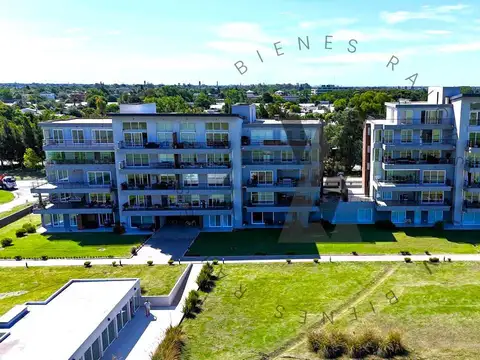 Departamento 4 ambientes con 3 baños